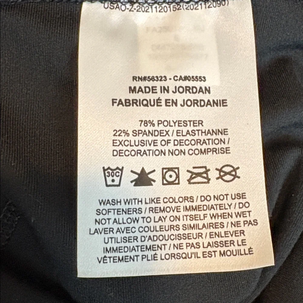 NWT Nike One Full Length Leggings- Size Small - Picture 7 of 8
